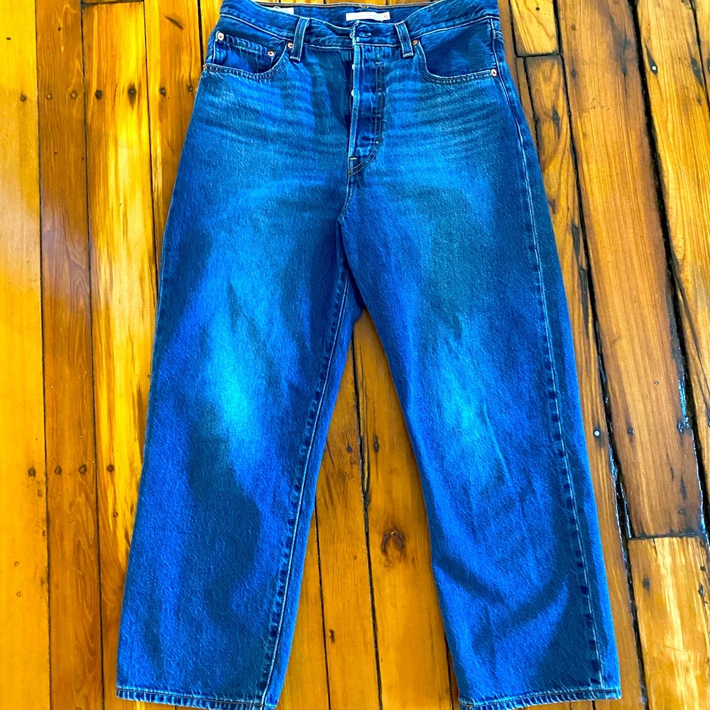 Levi’s ribcage straight jean